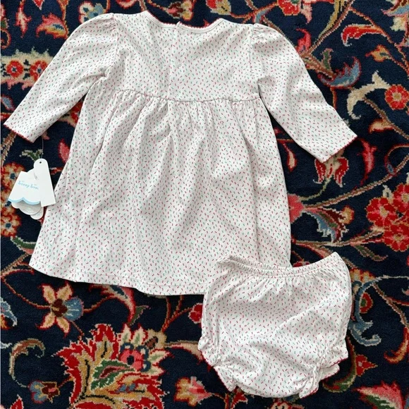 Kissy kissy Christmas 12-18m 2 piece set NWT - Picture 2 of 5